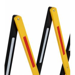 VALLA EXTENSIBLE CON BANDAS REFLECTANTES 6