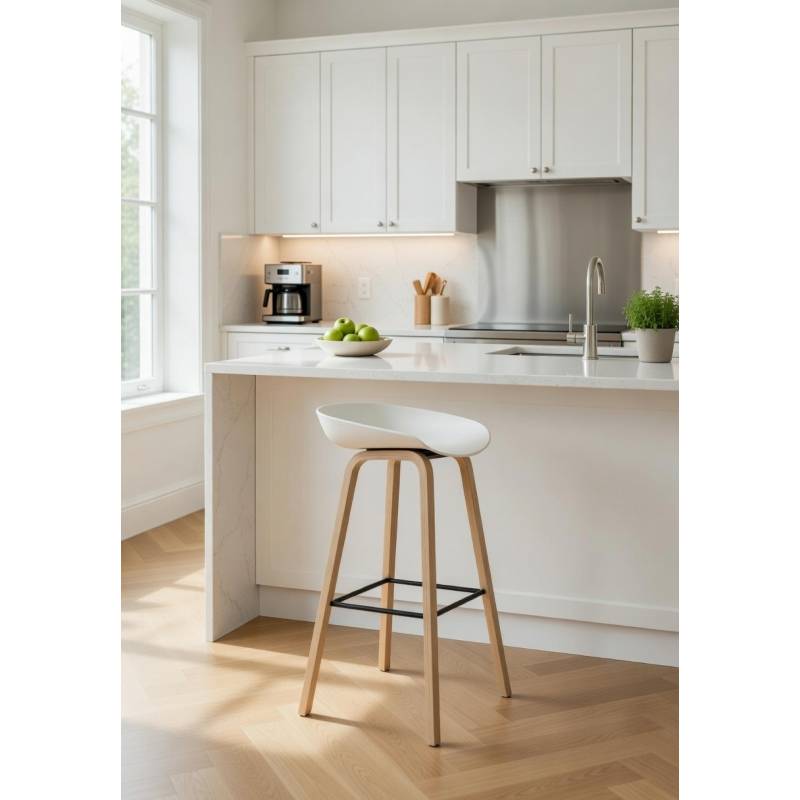 Taburete alto patas de metal y asiento en polipropileno blanco