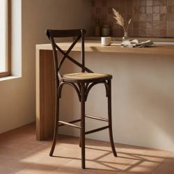 TABURETE ALTO EN MADERA ACABADO NOGAL Y ASIENTO EN RATAN