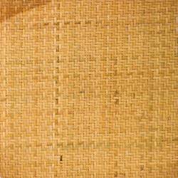 SILLA DE MADERA BLANCA ASIENTO DE RATAN DETALLE ASIENTO