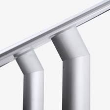 Atril para hoja DIN A2 detalle de los postes