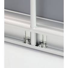 Roll Up 100 x 206 cm. en aluminio detalle del anclaje