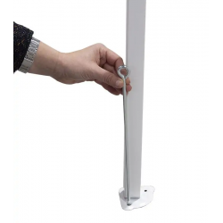 Carpa 2 x 2 metros en acero con piquetas