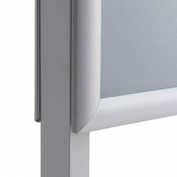 Totem para cartel de 70x100 cm 2 caras 3